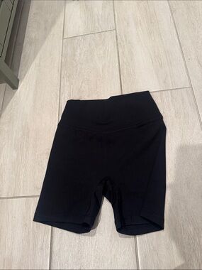 Form High-Waist Black Bike Shorts